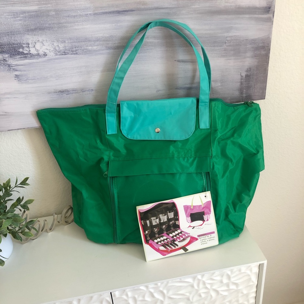🎉HOST PICK🎉 NWT Insulated Picnic Tote